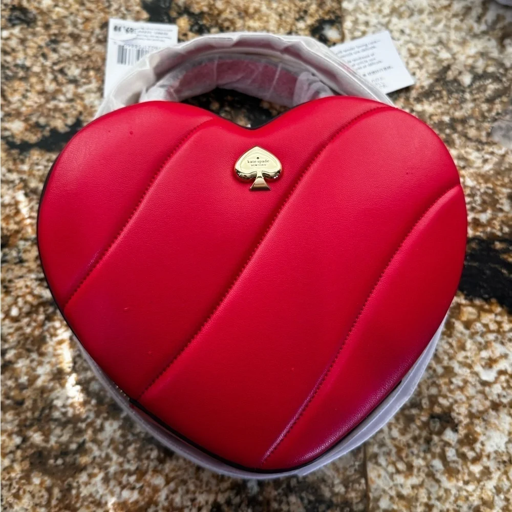NEW WITH TAG KATE‎ SPADE LOVE SHACK RED QUILTED CROSS BODY
